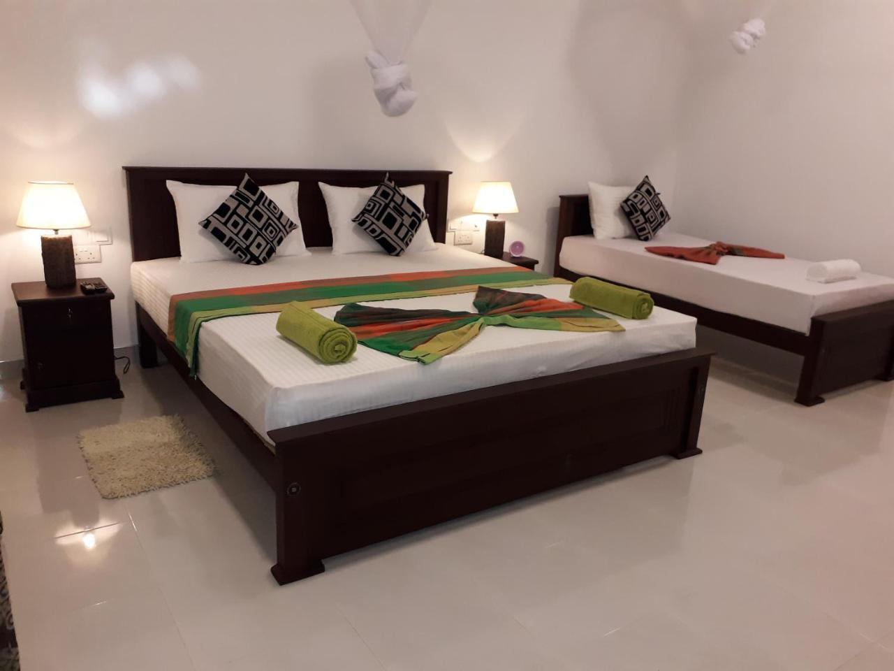 Sigiri Hibiscus Villa Sigiriya Bagian luar foto